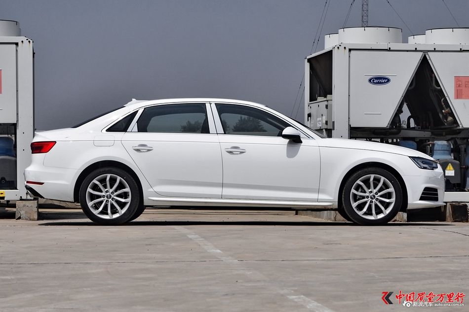 熱銷中 奧迪A4L新浪購(gòu)車最高優(yōu)惠7.84萬(wàn)