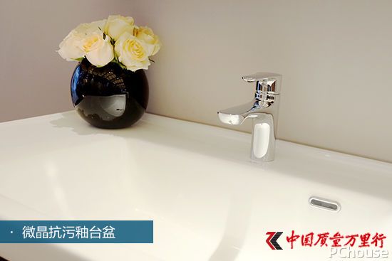 精雕細(xì)琢的美感 恒潔臻尚浴室柜評(píng)測(cè)