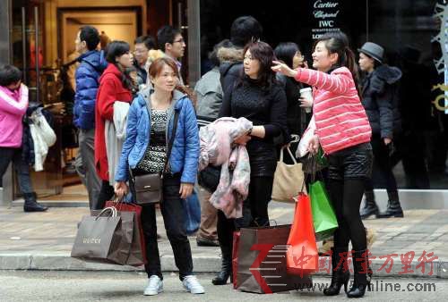 內(nèi)地客去年涉及消費(fèi)的投訴近1700宗。圖片來(lái)源:香港大公報(bào)