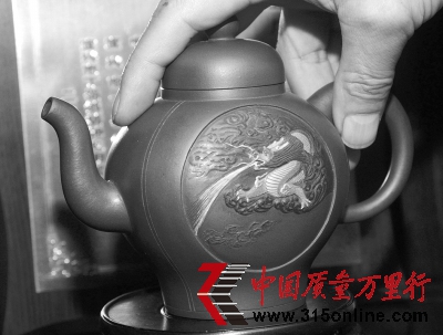 業(yè)內(nèi)曝紫砂壺收藏陷阱重重:化工料亂定價(jià)瞎認(rèn)證